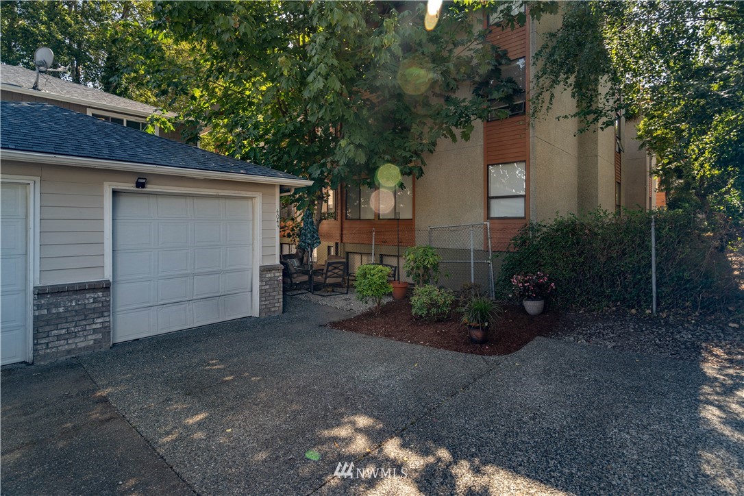 404 Taylor Avenue Northwest, Unit B Renton, WA 98057 - Photo 19 of 20 Gallery Image 19