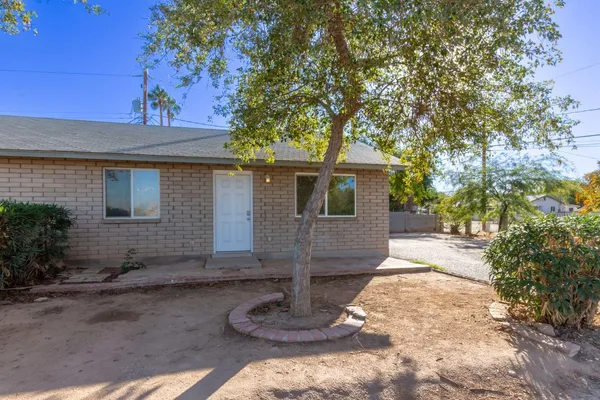 $1,395 | 6417 South 10th Street, Unit 1, Phoenix, AZ 85042