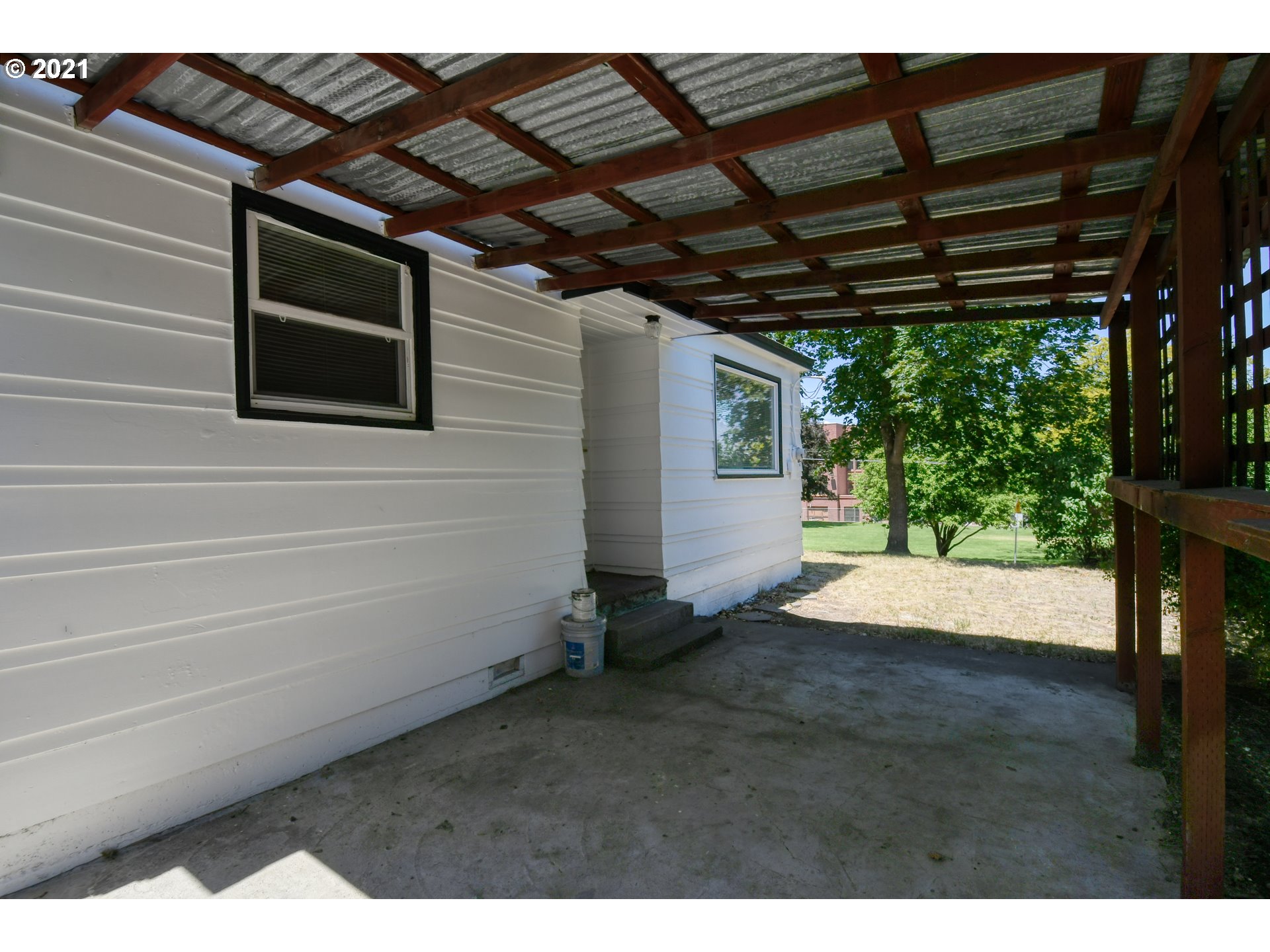212 Southeast Isaac Avenue Pendleton, OR 97801 - Photo 29 of 32 Gallery Image 29