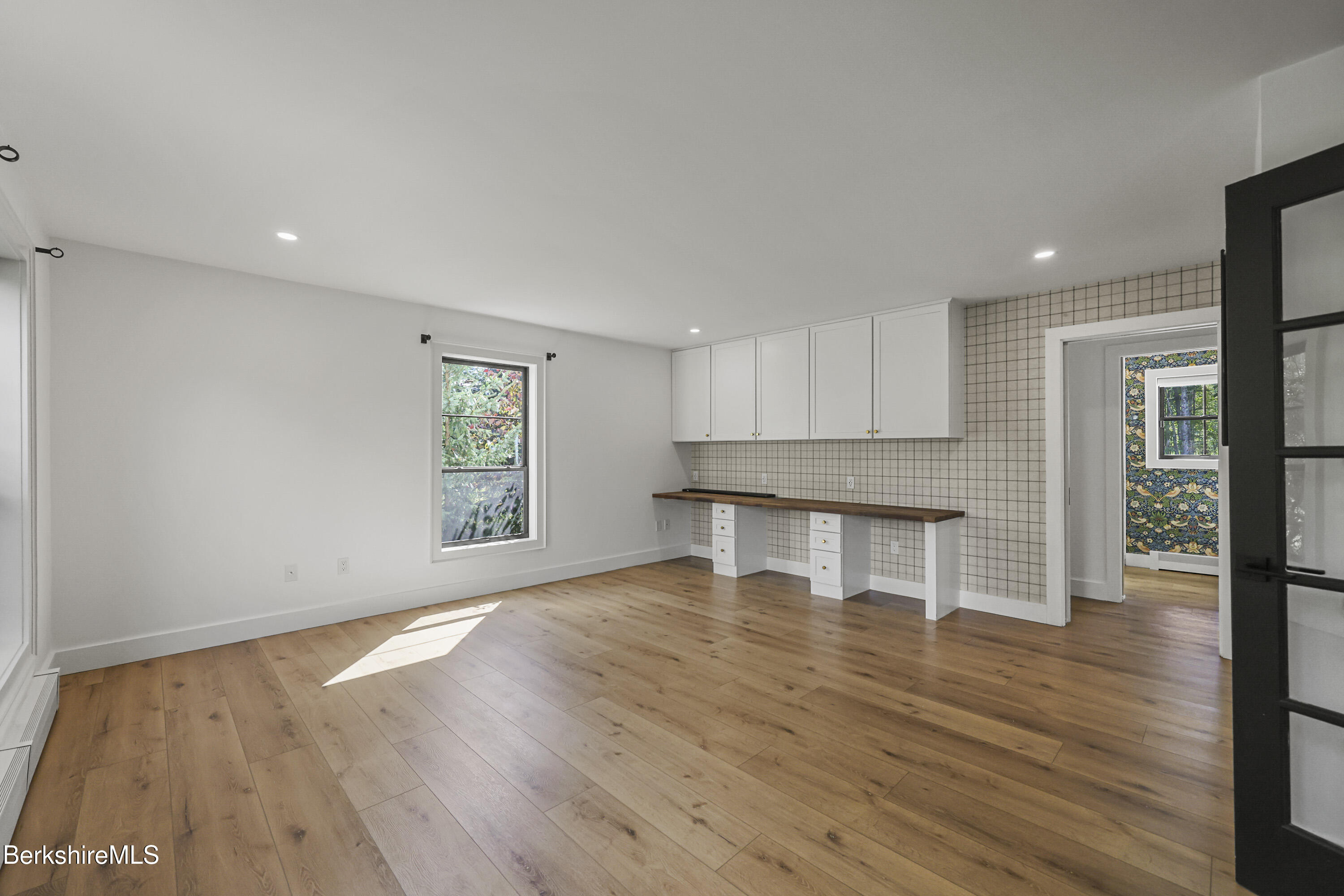 65 Johnson Road Dalton, MA 01226 - Photo 4 of 76 Living Room