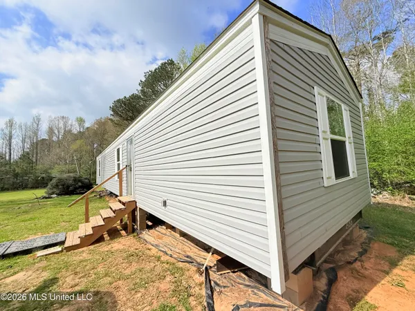 $59,500 | 300 Franklin Road, Braxton, MS 39044