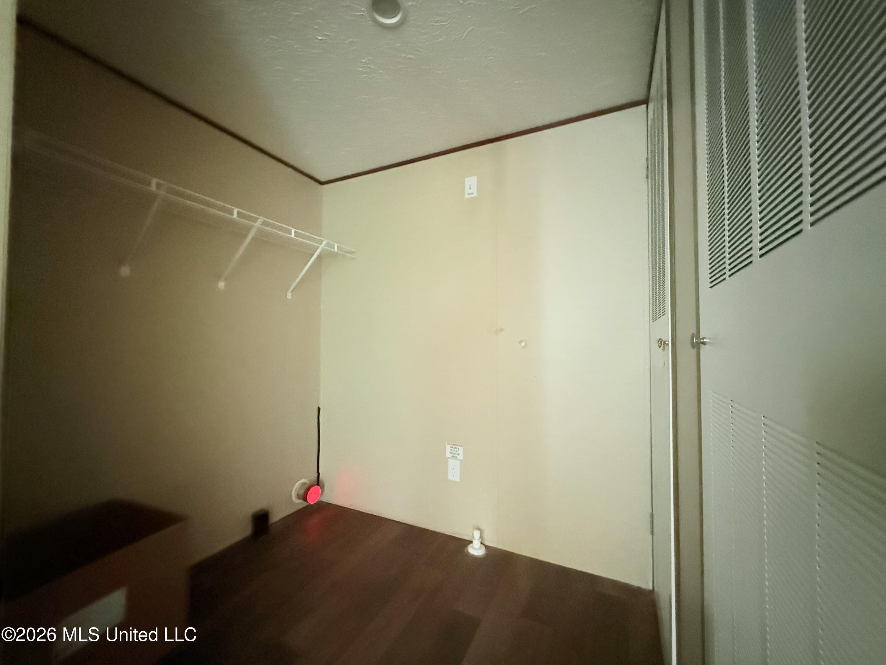 300 Franklin Road Braxton, MS 39044 - Photo 4 of 13 IMG_5259