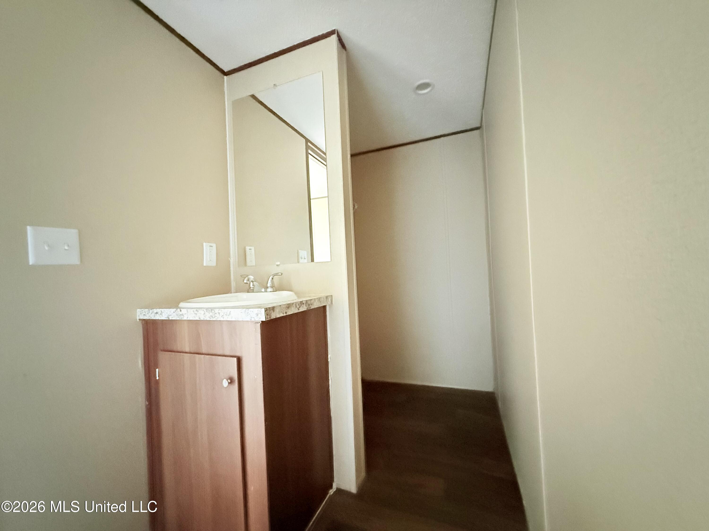 300 Franklin Road Braxton, MS 39044 - Photo 8 of 13 IMG_5262