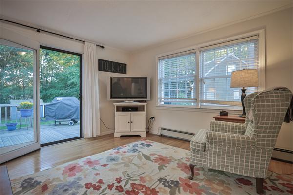 22 Foster Road Bedford, MA 01730 - Photo 6 of 17 Gallery Image 6