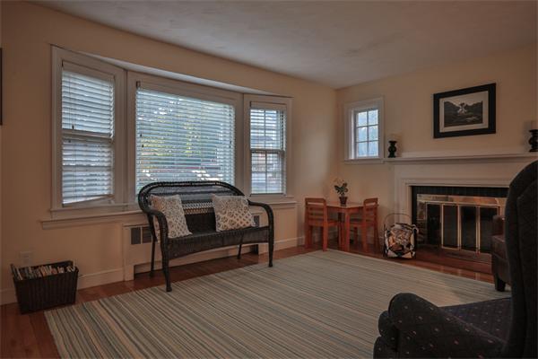 22 Foster Road Bedford, MA 01730 - Photo 8 of 17 Gallery Image 8