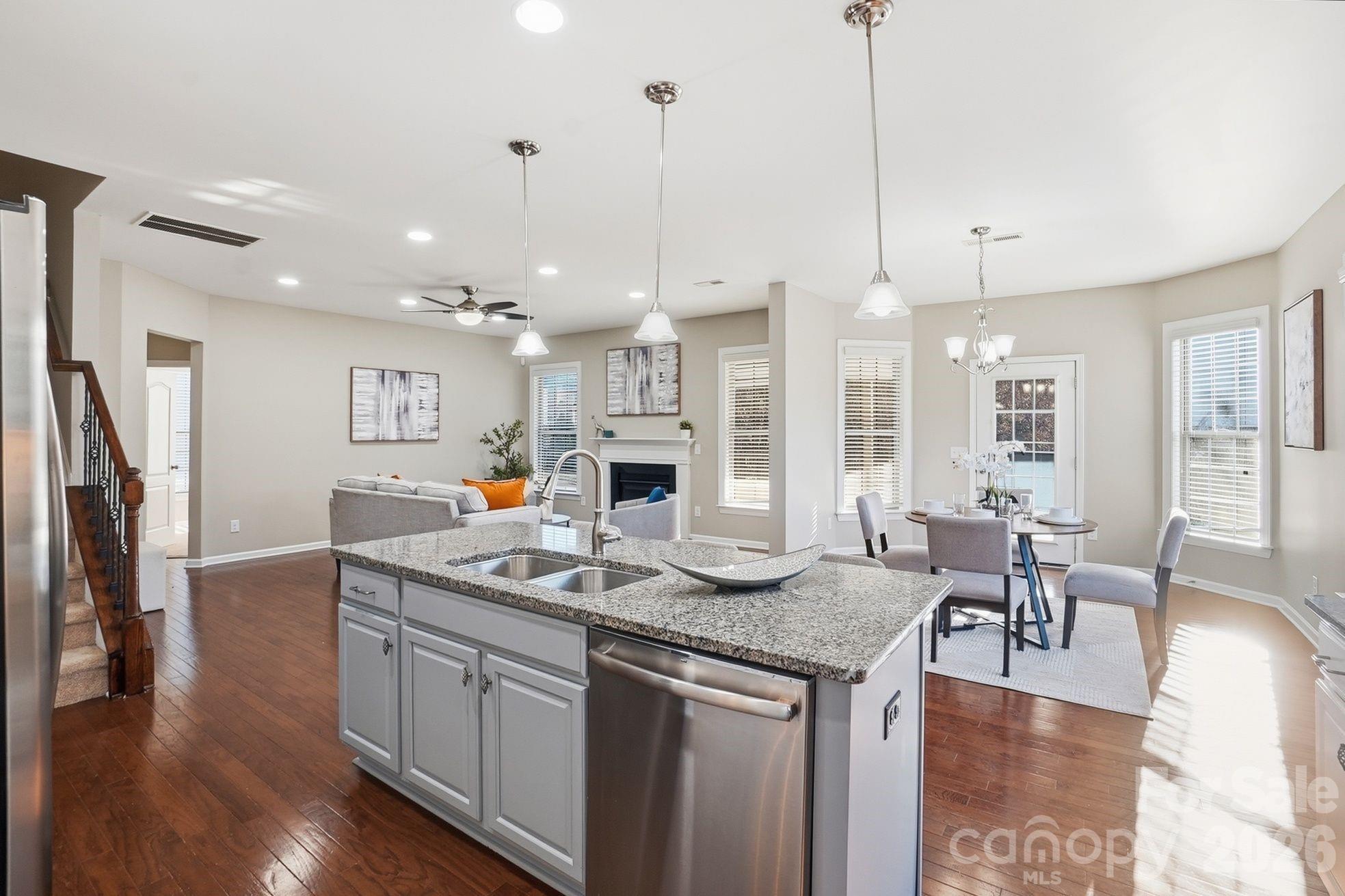 226 Hawks Creek Parkway Fort Mill, SC 29708 - Photo 11 of 47
