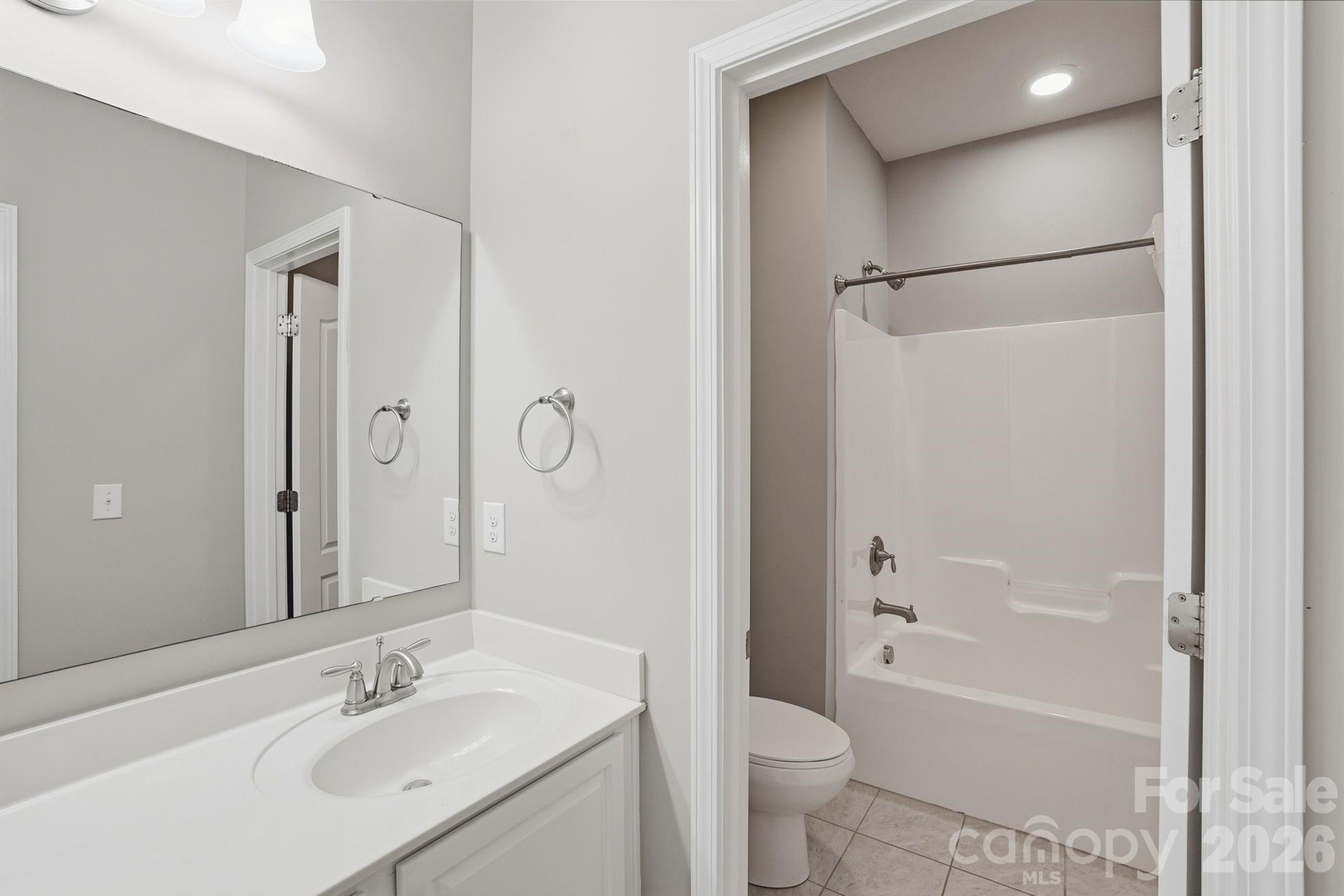 226 Hawks Creek Parkway Fort Mill, SC 29708 - Photo 32 of 47