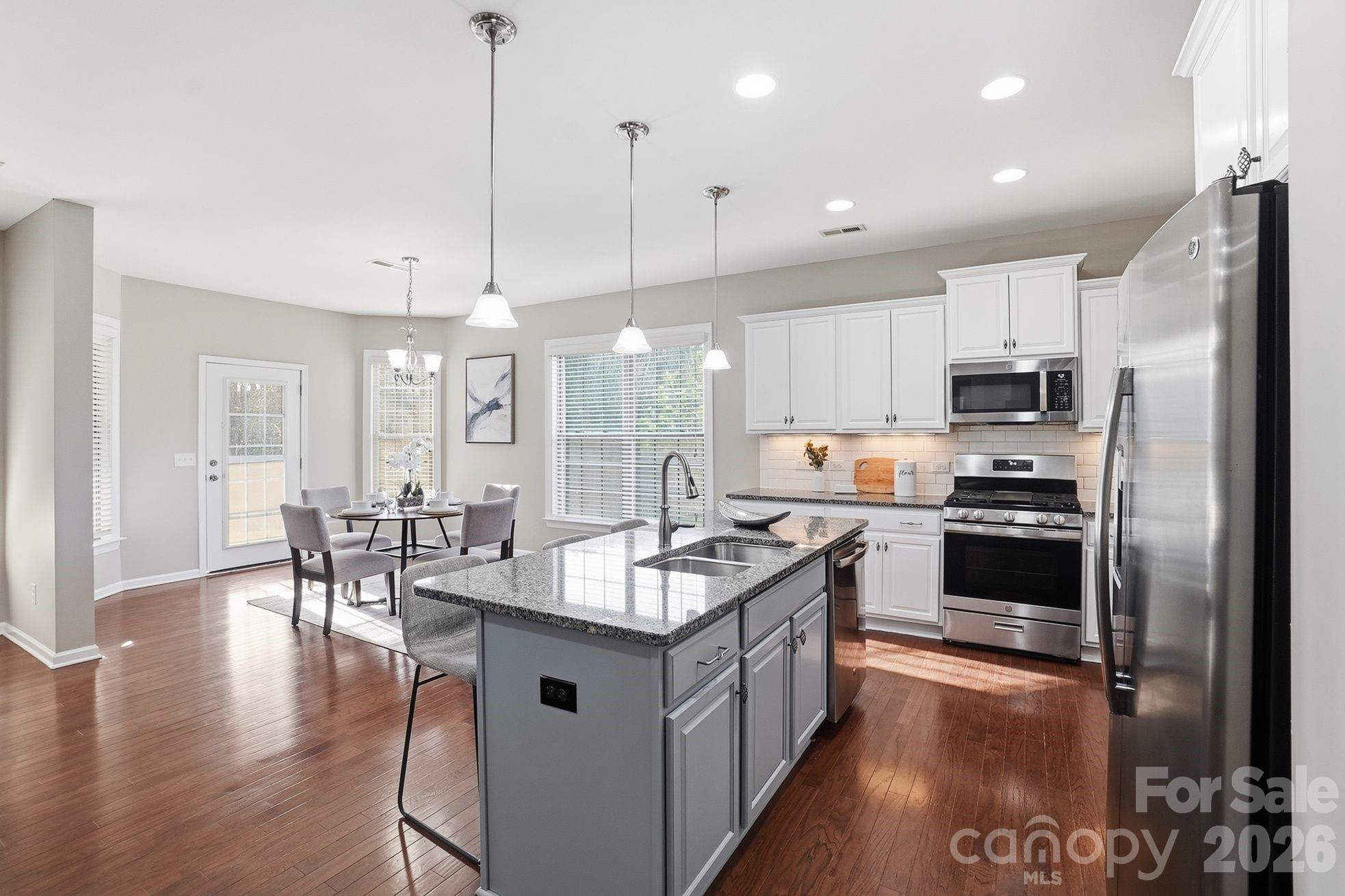 226 Hawks Creek Parkway Fort Mill, SC 29708 - Photo 4 of 47