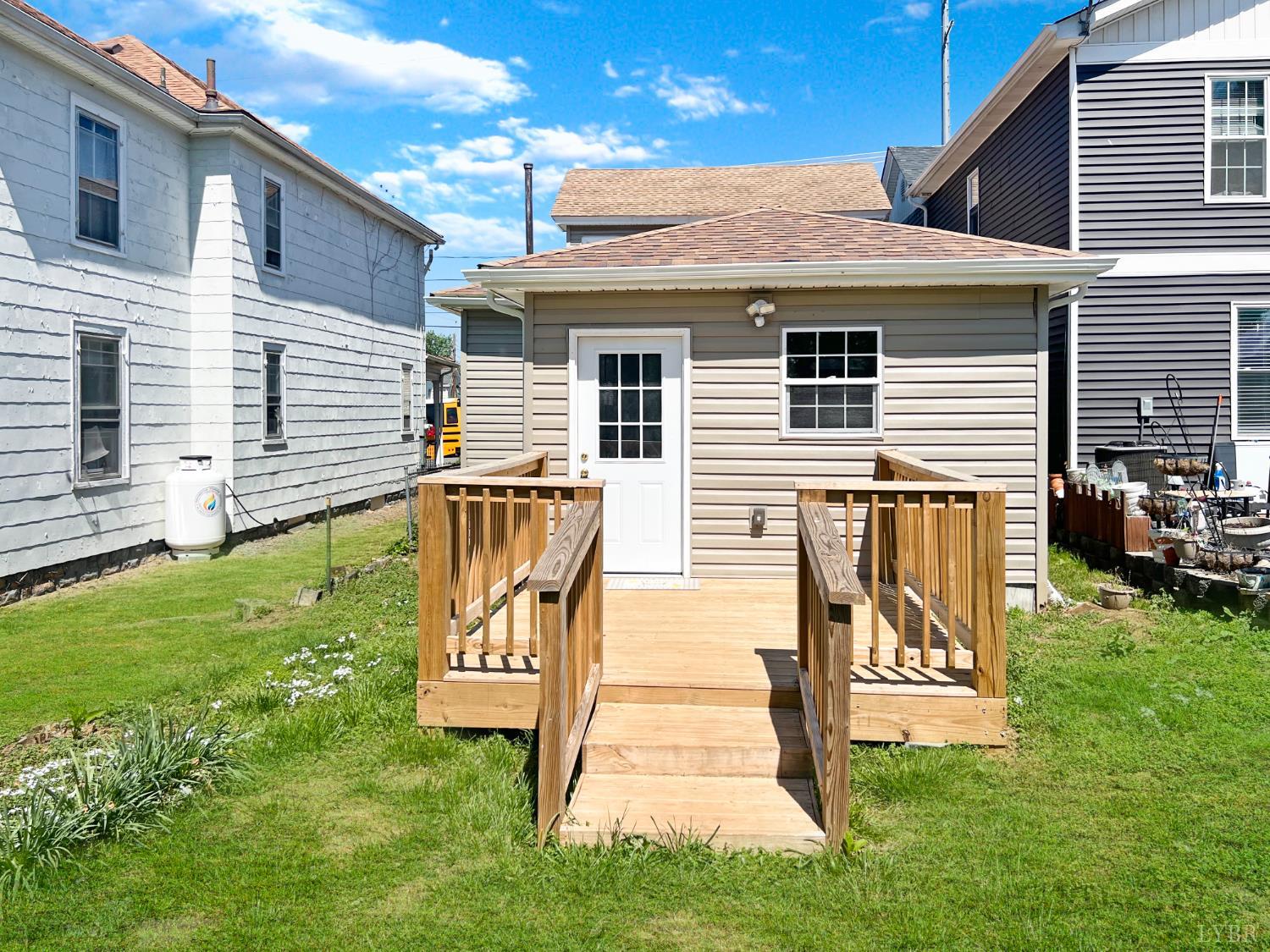 2927 Langhorne Road Lynchburg, VA 24501 - Photo 3 of 19 a front view of a house with a yard