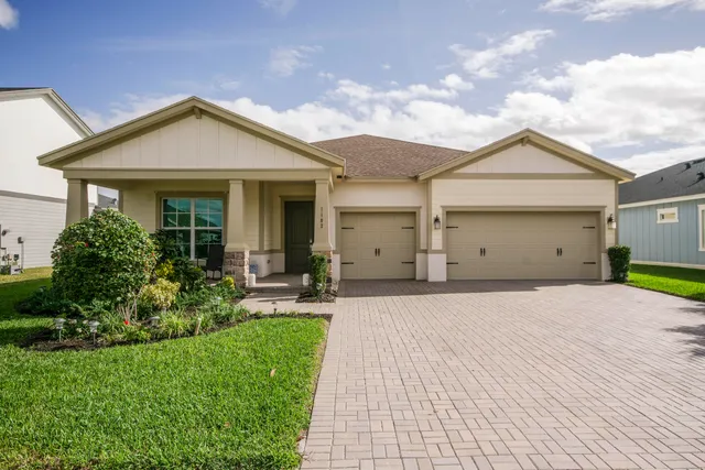 $689,999 | 1102 Haywagon Trail, Loxahatchee, FL 33470