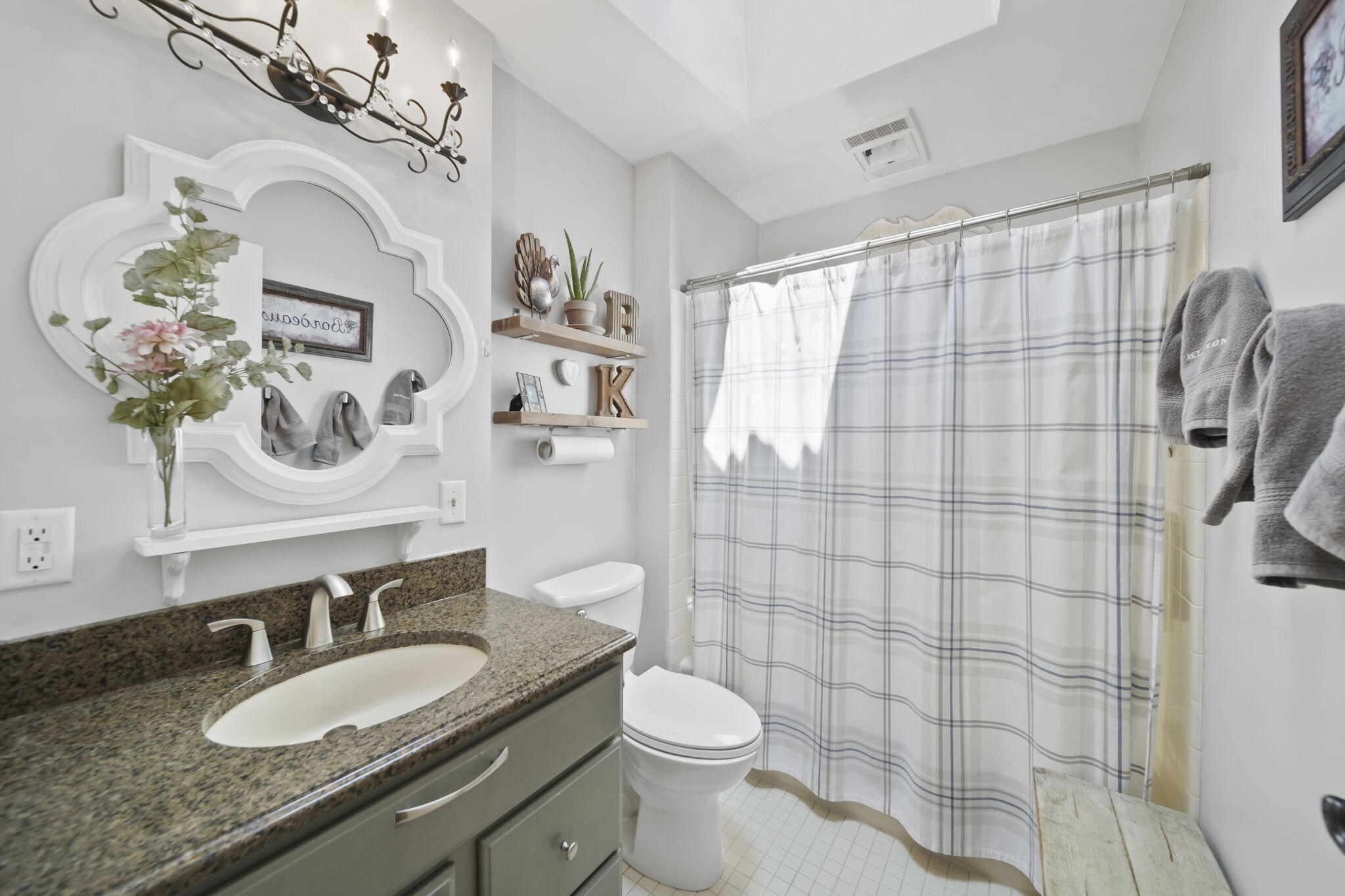 6126 Crest Road Jackson, MI 49203 - Photo 30 of 67 29-web-or-mls-DSC06788