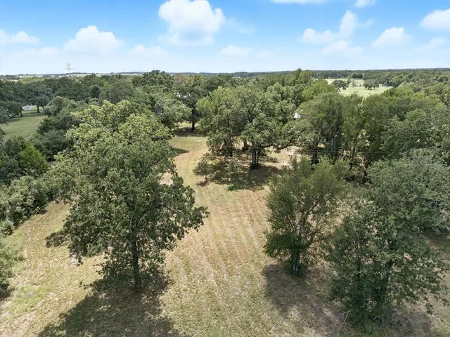 $1,190,000 | 1065 Private Road 7041, Elgin, TX 78621