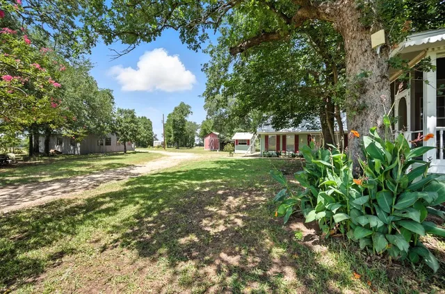 $1,190,000 | 1065 Private Road 7041, Elgin, TX 78621