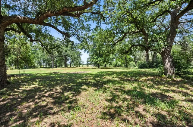 $1,190,000 | 1065 Private Road 7041, Elgin, TX 78621