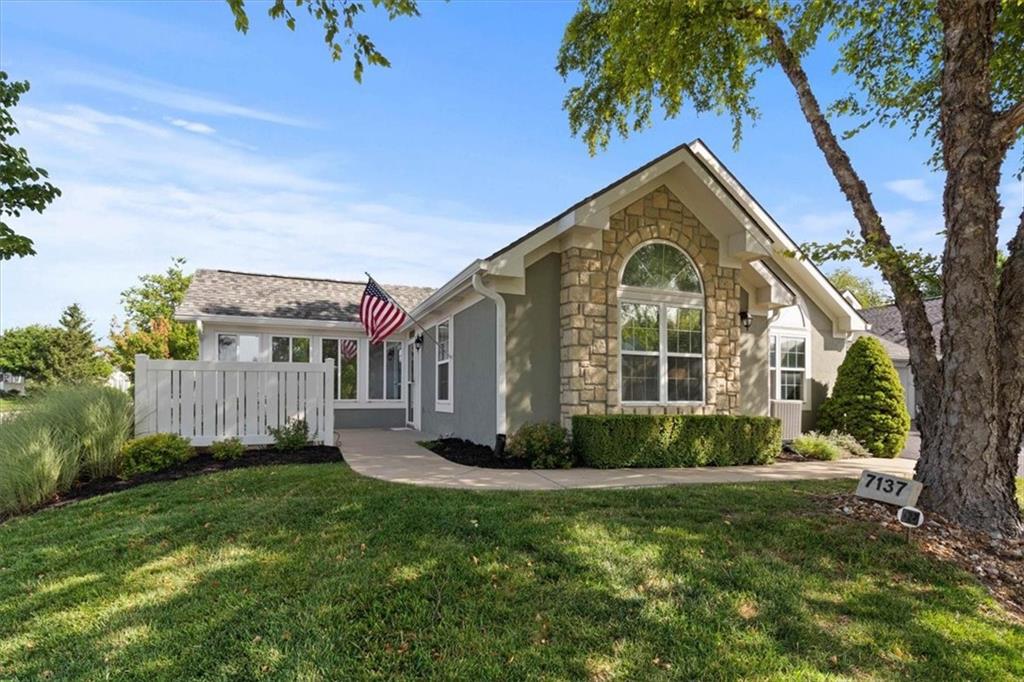 7137 Meadow View Street Shawnee, KS 66227 - Photo 31 of 34