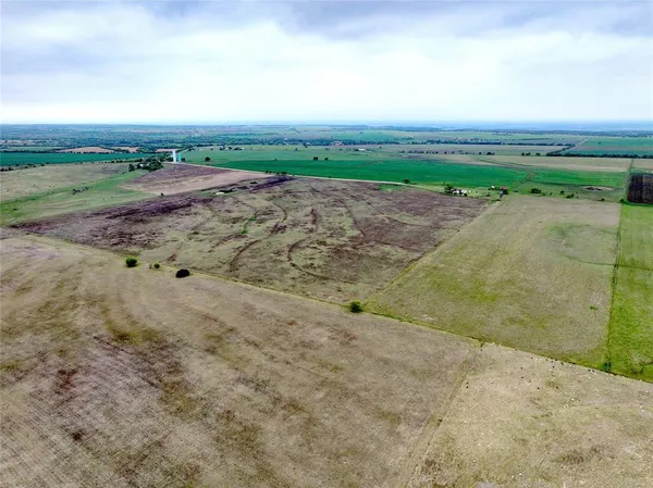 $1,145,400 | 875 County Road 218, Gatesville, TX 76528