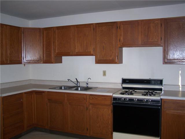 8103 Barry Road Indianapolis, IN 46219 - Photo 2 of 9 Gallery Image 2