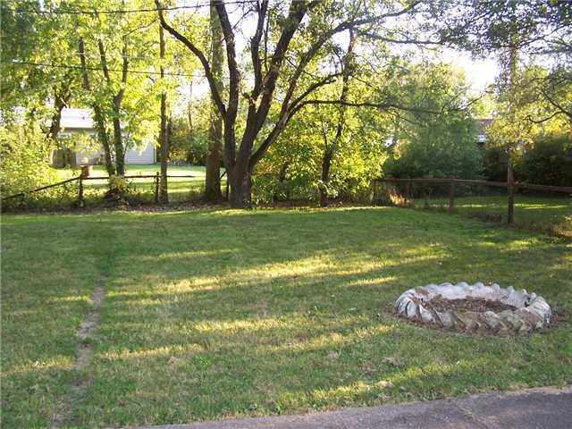 8103 Barry Road Indianapolis, IN 46219 - Photo 8 of 9 Gallery Image 8