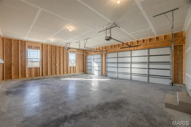 $690,000 | 21 Saratoga Spgs Drive, Silex, MO 63377