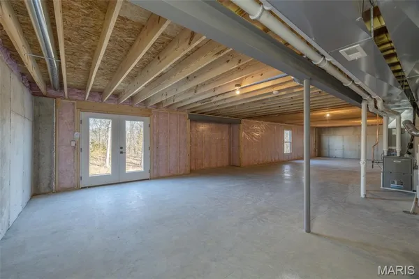 $670,000 | 21 Saratoga Spgs Drive, Silex, MO 63377