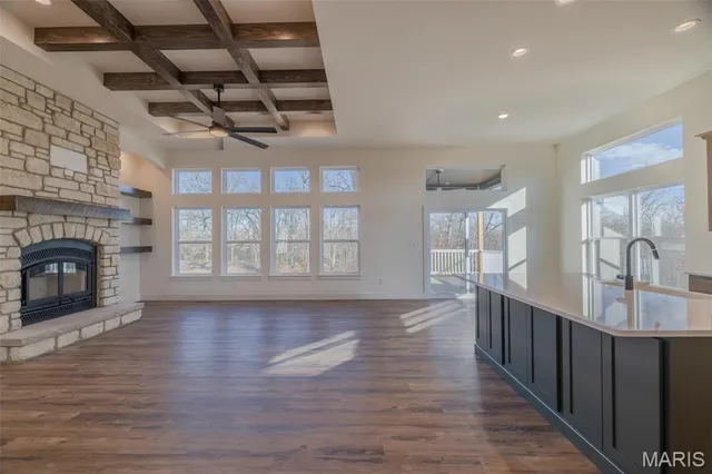 $690,000 | 21 Saratoga Spgs Drive, Silex, MO 63377