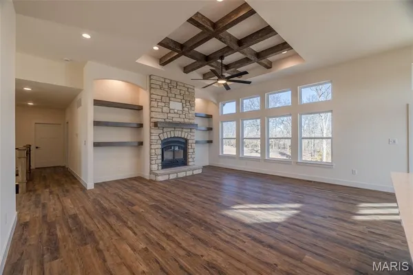 $670,000 | 21 Saratoga Spgs Drive, Silex, MO 63377
