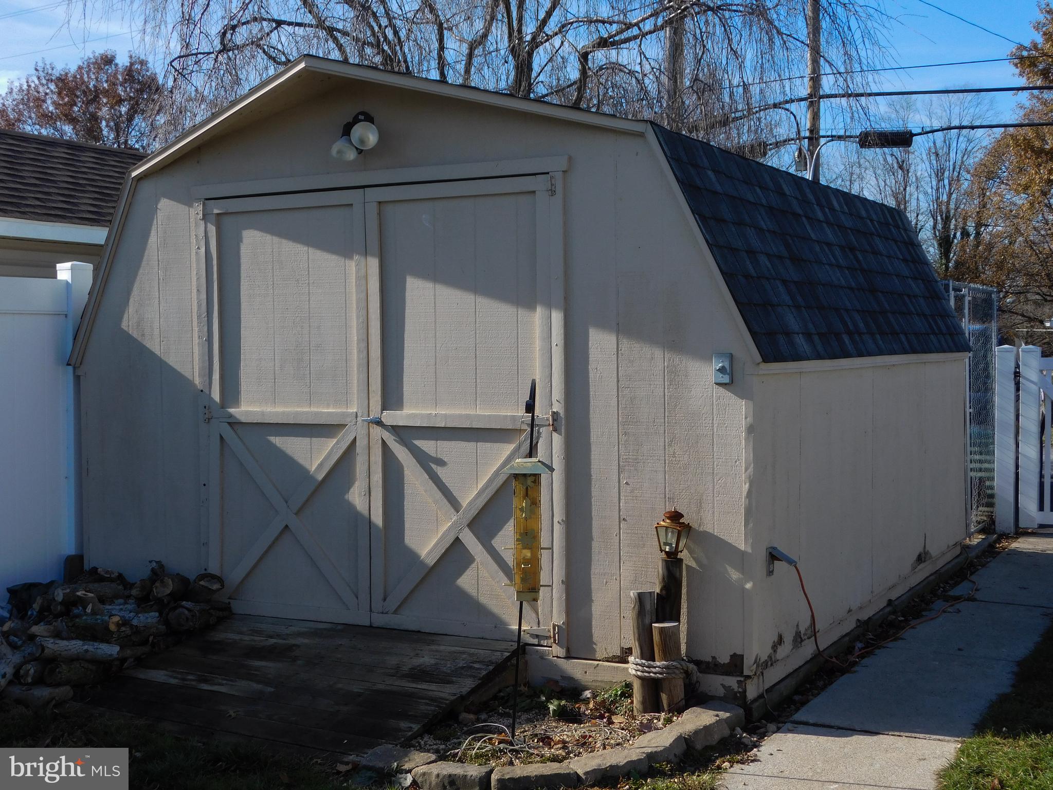 250 North Main Street Spring Grove, PA 17362 - Photo 29 of 34 Large Shed