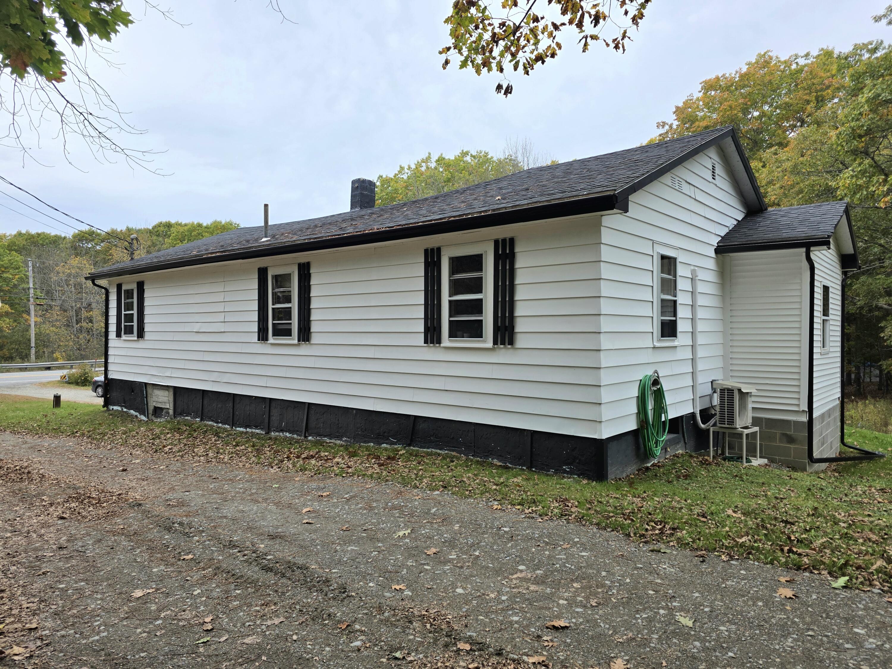 291 River Road Bucksport, ME 04416 - Photo 5 of 38 20251013_095805