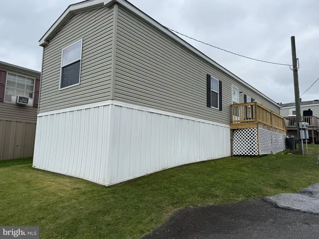 $64,999 | 13 Hilltop Avenue, Akron, PA 17501