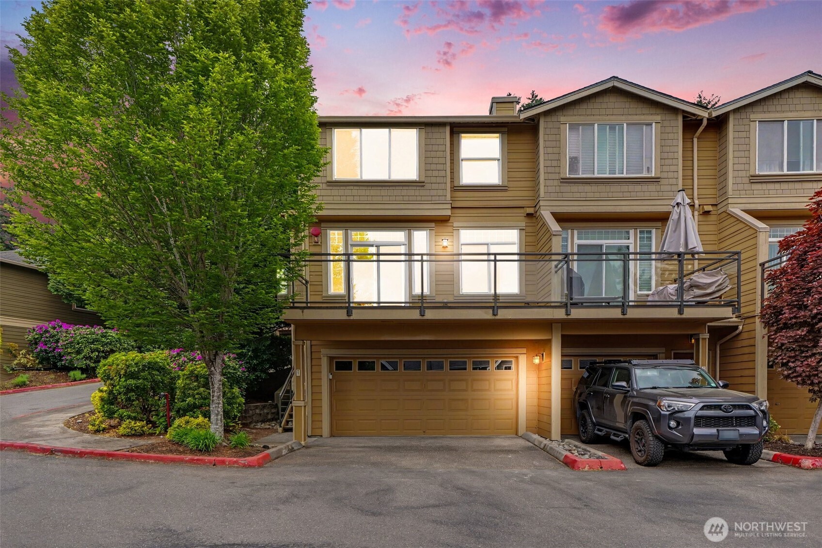 23300 Southeast Black Nugget Road, Unit M1 Issaquah, WA 98029 - Photo 1 of 31