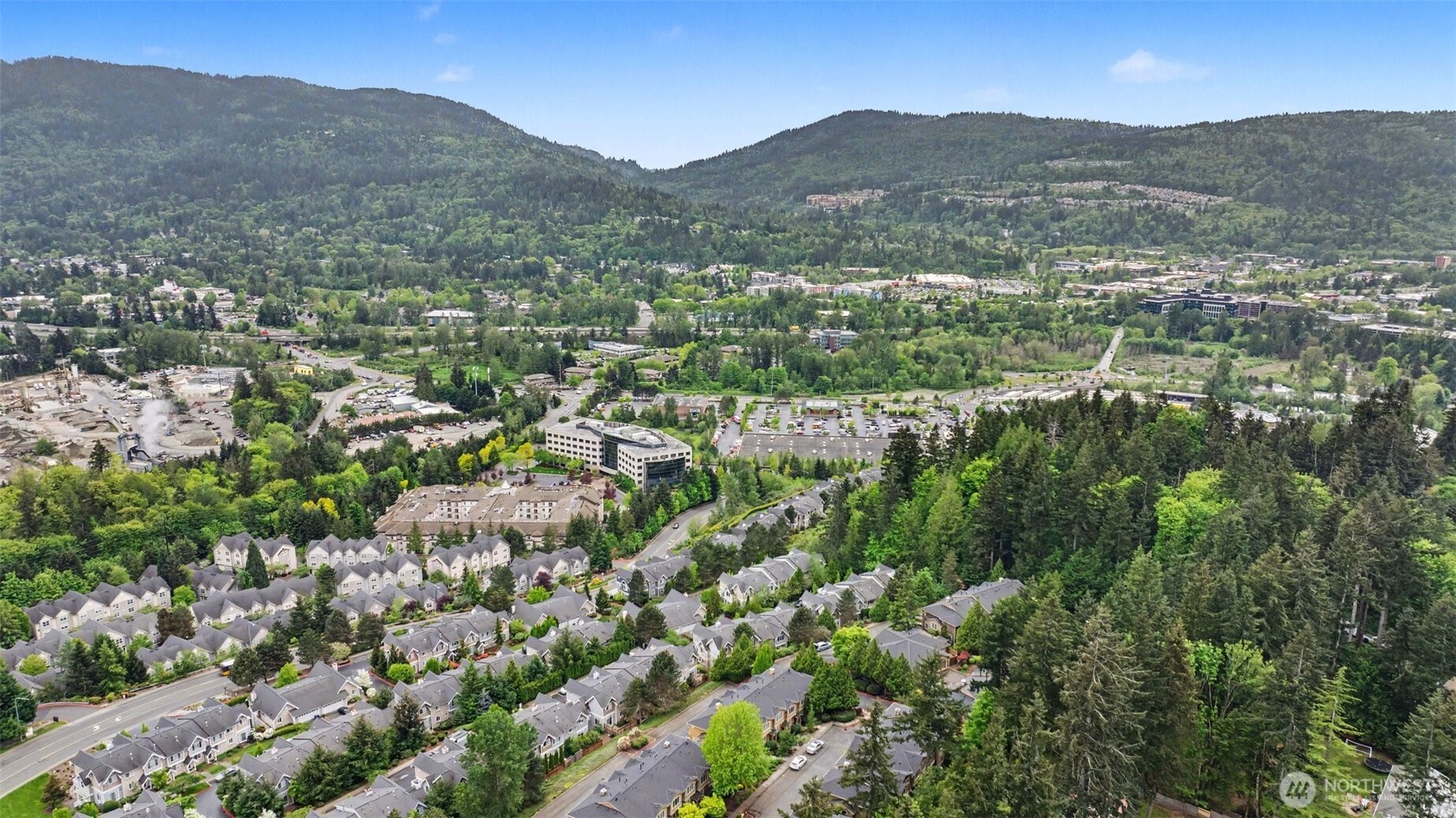 23300 Southeast Black Nugget Road, Unit M1 Issaquah, WA 98029 - Photo 30 of 31