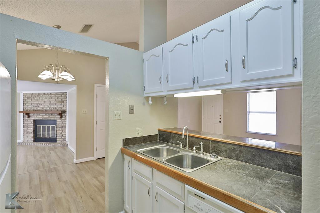3674 Radcliff Road Abilene, TX 79602 - Photo 18 of 37