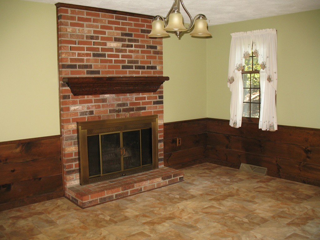 7 Paddock Road Tyngsborough, MA 01879 - Photo 10 of 22 Gallery Image 10