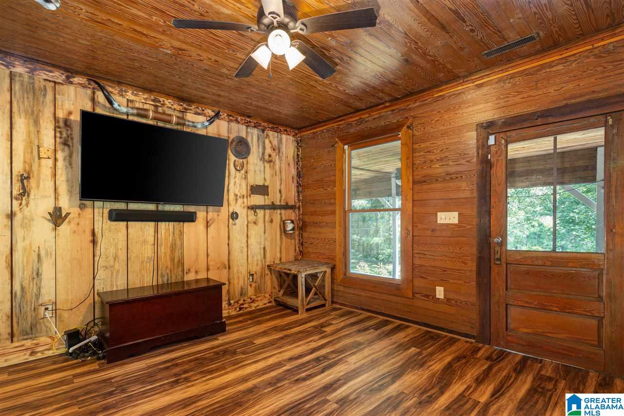 340 Old Springs Road Springville, AL 35146 - Photo 7 of 37