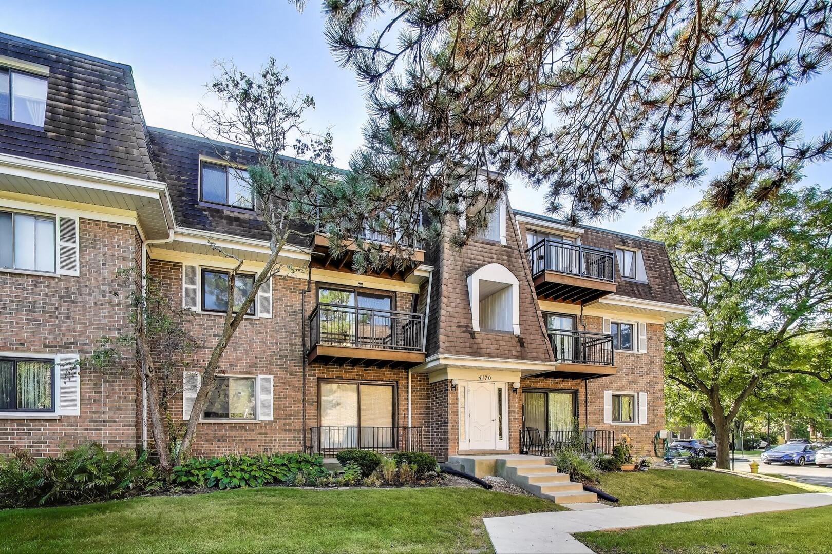 4170 Cove Lane, Unit 2B Glenview, IL 60025 - Photo 2 of 25