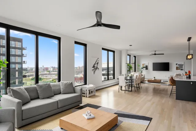 $1,050,000 | 1240 South 2nd Street, Unit 1419, Minneapolis, MN 55415