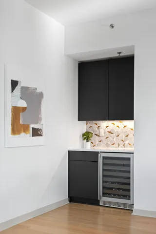 $1,050,000 | 1240 South 2nd Street, Unit 1419, Minneapolis, MN 55415