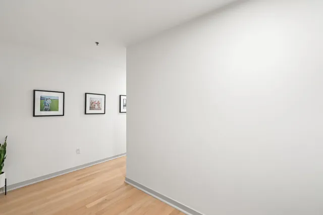 $1,050,000 | 1240 South 2nd Street, Unit 1419, Minneapolis, MN 55415