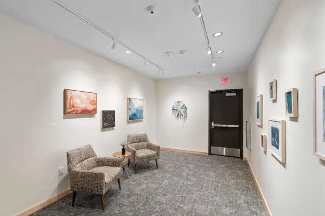 $1,050,000 | 1240 South 2nd Street, Unit 1419, Minneapolis, MN 55415