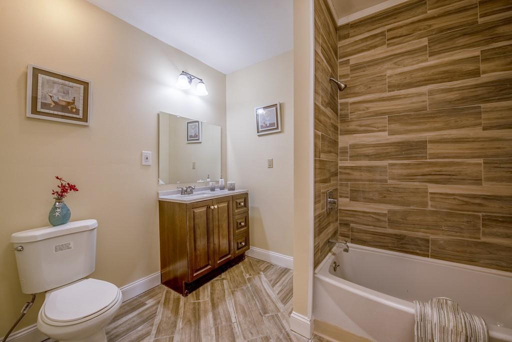 71 Yale Street Springfield, MA 01109 - Photo 9 of 30 Gallery Image 9