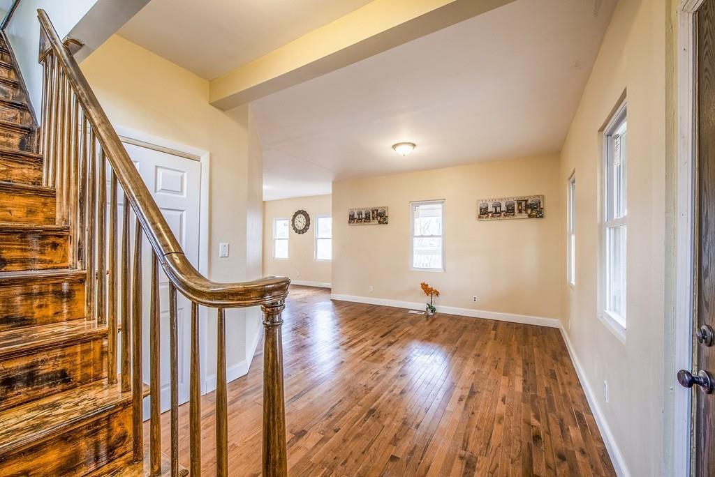 71 Yale Street Springfield, MA 01109 - Photo 10 of 30 Gallery Image 10