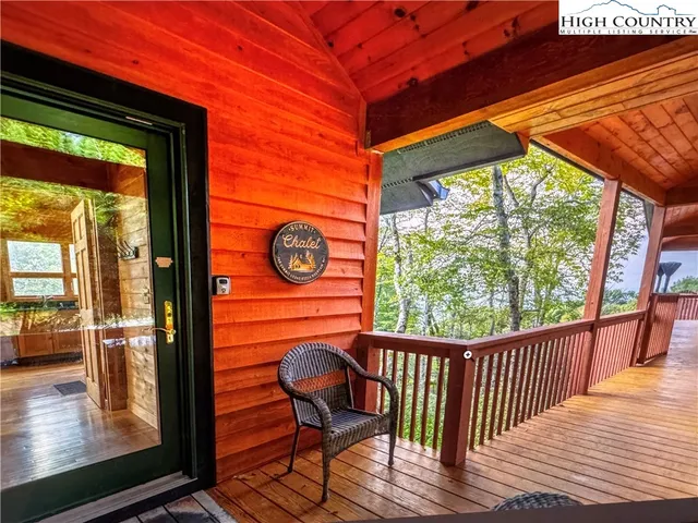 $1,850,000 | 200 Summit Lodge Road, Beech Mountain, NC 28604