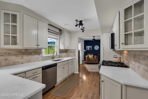 $575,000 | 1466 Arapaho Court, Toms River, NJ 08755