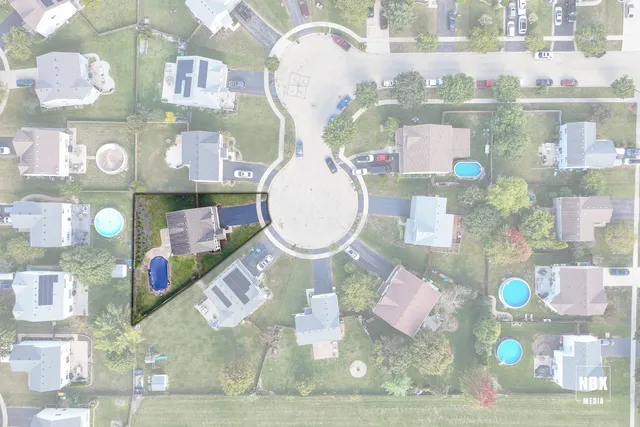 $395,000 | 6407 Coyote Ridge Court, Plainfield, IL 60586