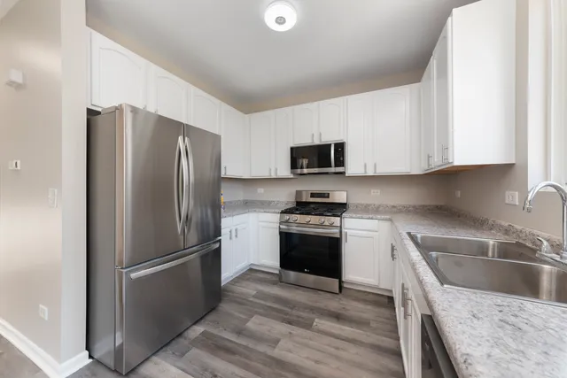 $385,000 | 6407 Coyote Ridge Court, Plainfield, IL 60586