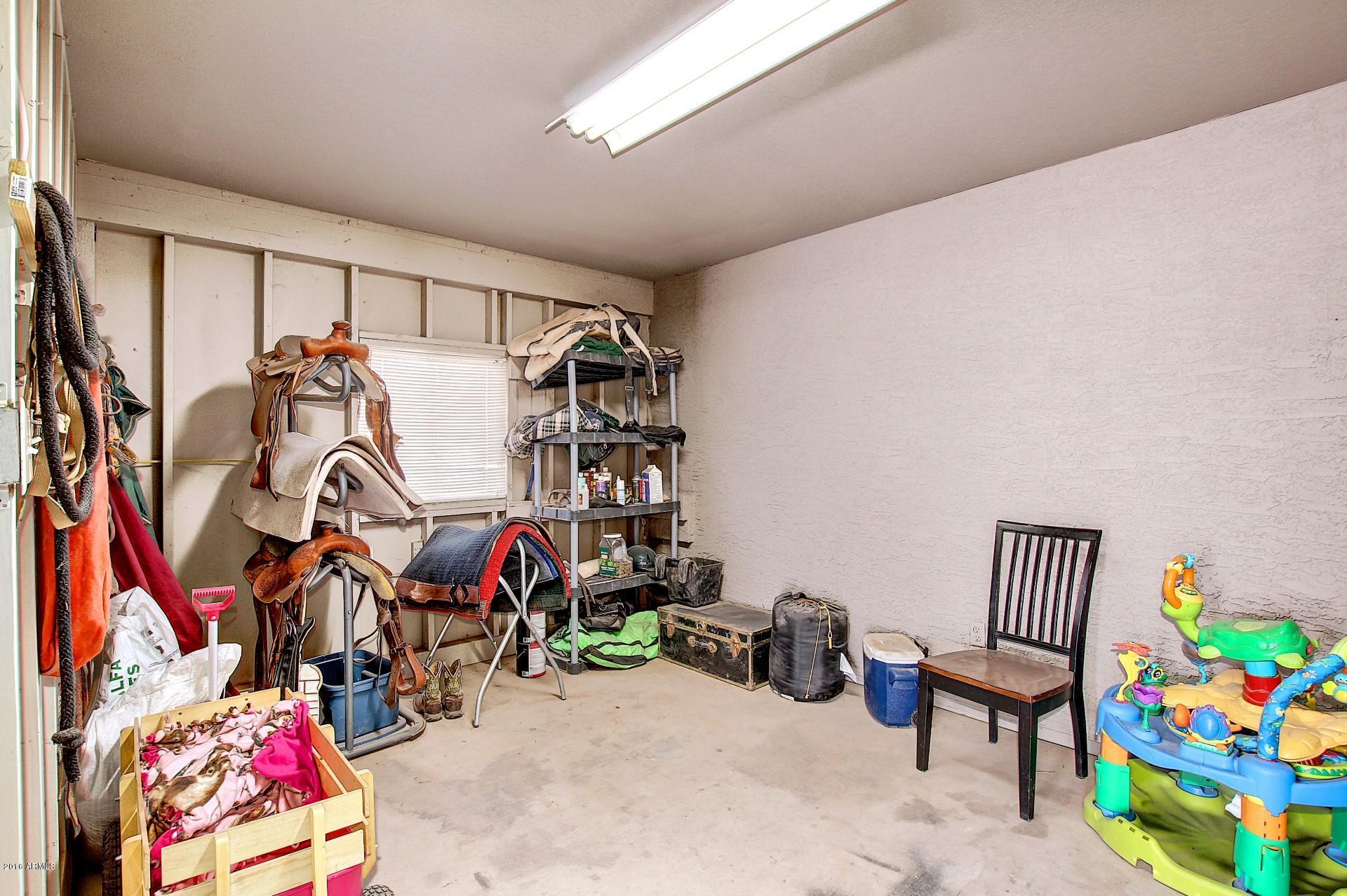 24460 South Sossaman Road Queen Creek, AZ 85142 - Photo 16 of 29 Storage-Shop