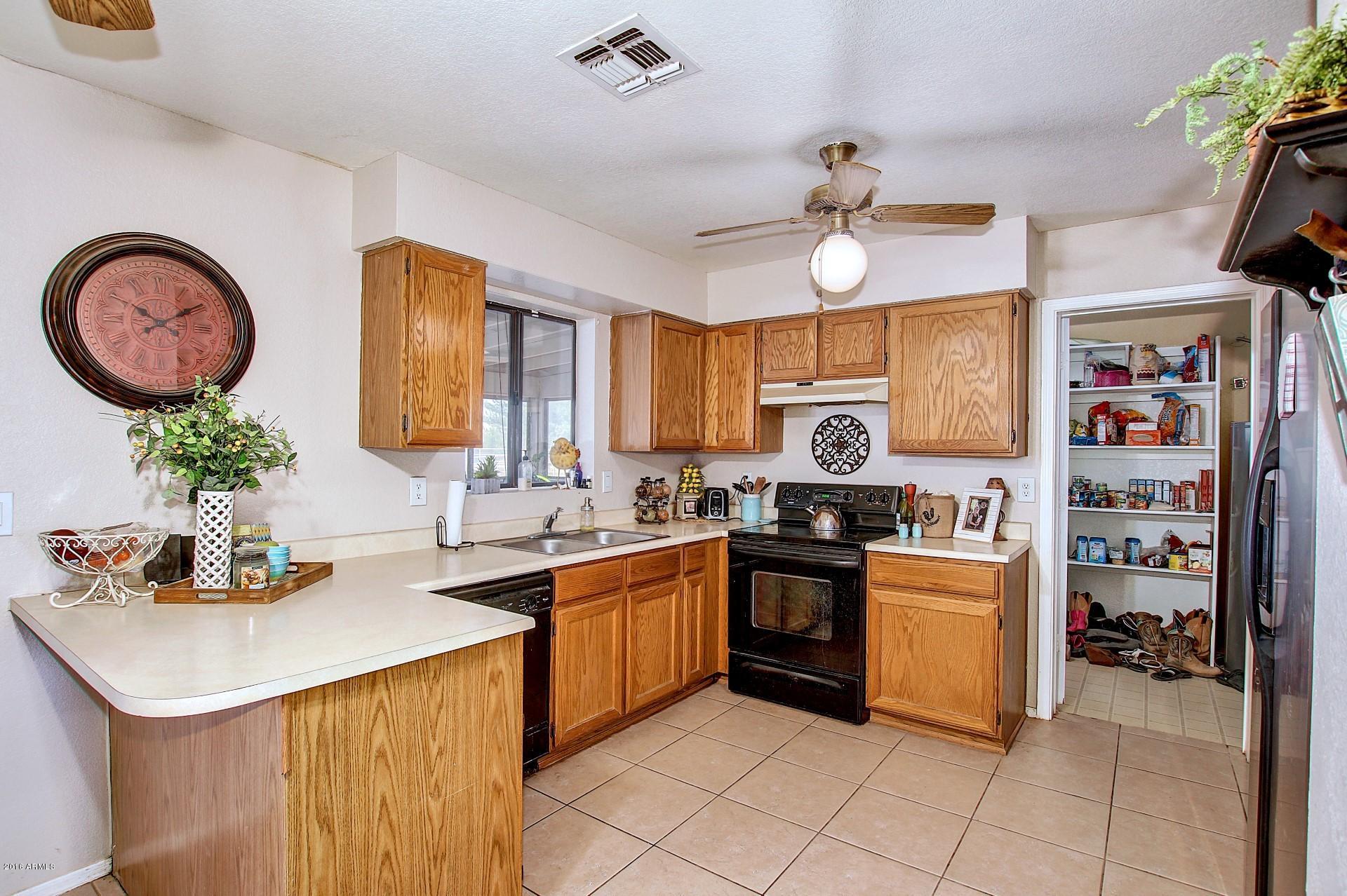 24460 South Sossaman Road Queen Creek, AZ 85142 - Photo 8 of 29 kitchen 2