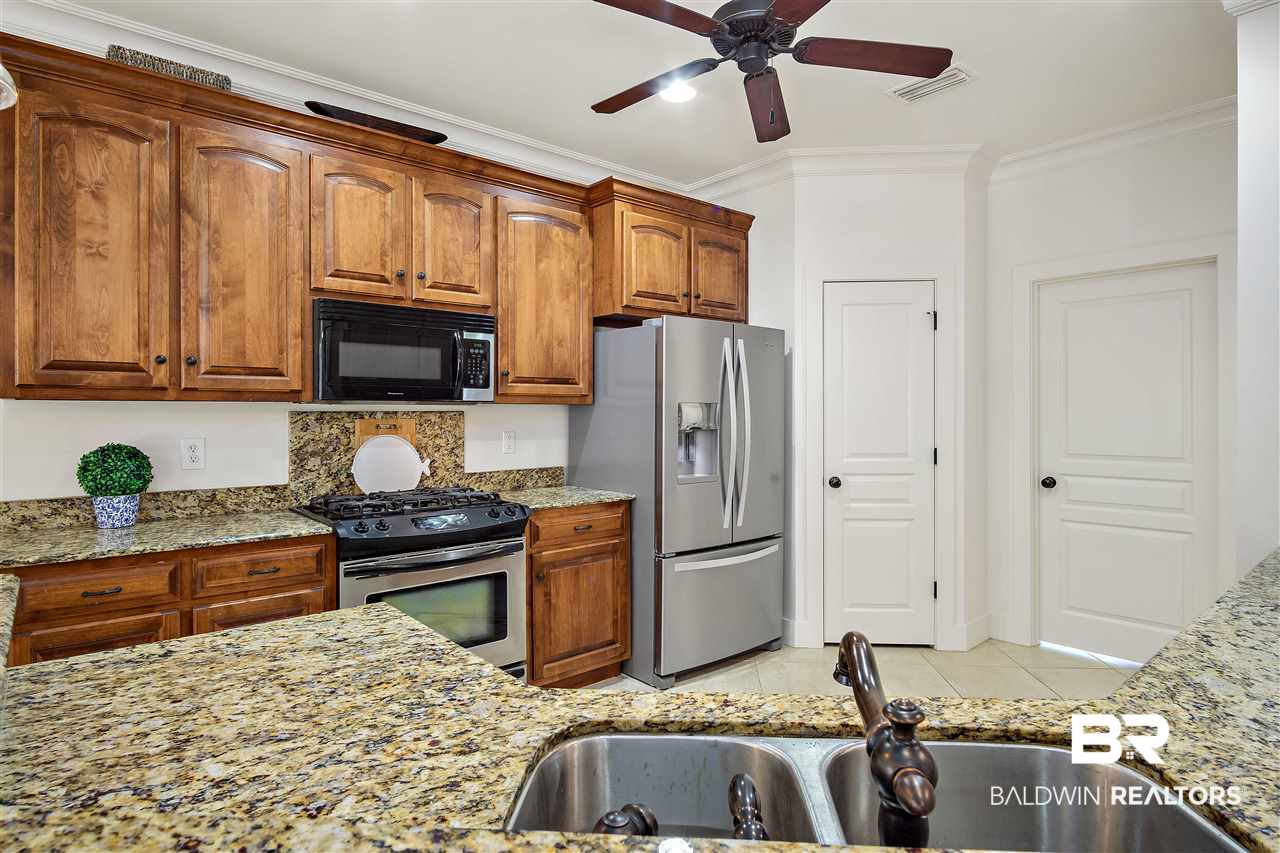 20319 Bunker Loop Fairhope, AL 36532 - Photo 8 of 28