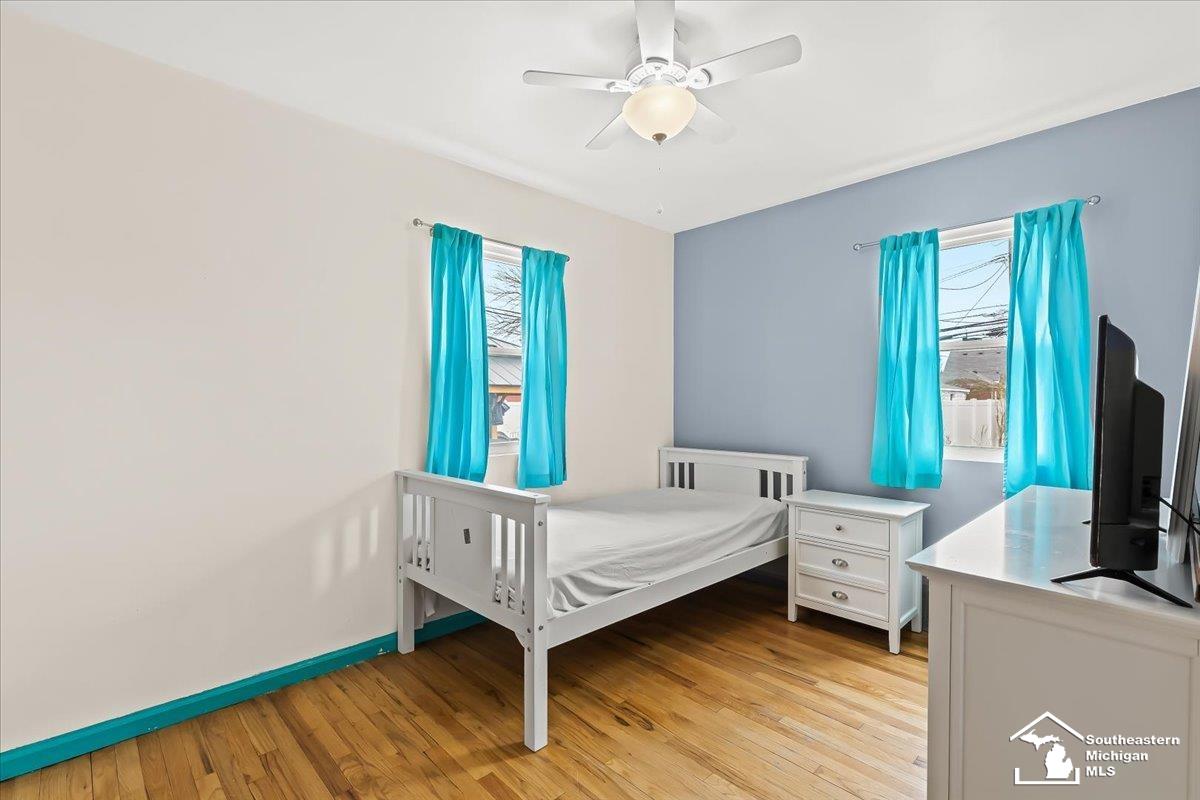 9624 Ruth Avenue Allen Park, MI 48101 - Photo 12 of 26 50143910-620FB253-3D82-487F-8B3B-C1FBE5B4AC89.JPG