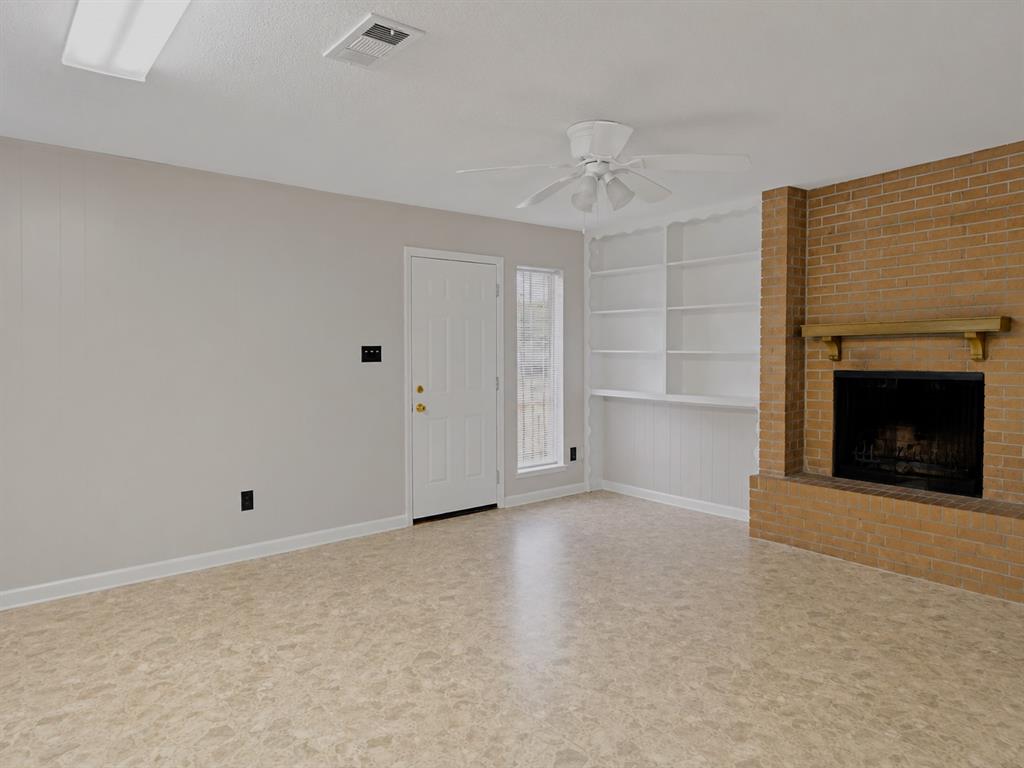 4613 Ranch View Road Fort Worth, TX 76109 - Photo 3 of 14 Gallery Image 3